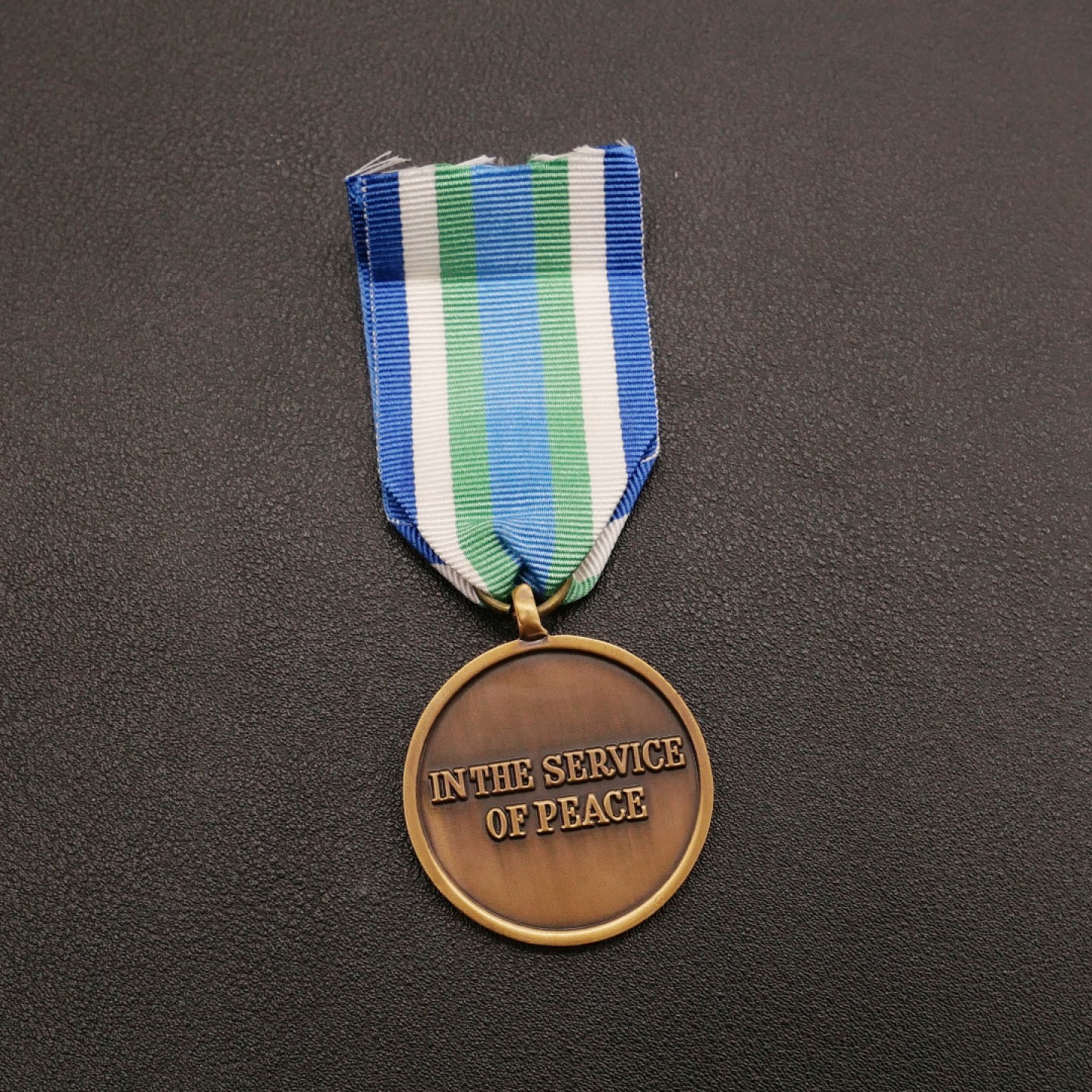 勋章奖章交易所10月1日群拍，举国同庆，全场包邮！ 联合国塞拉利昂观察团奖章