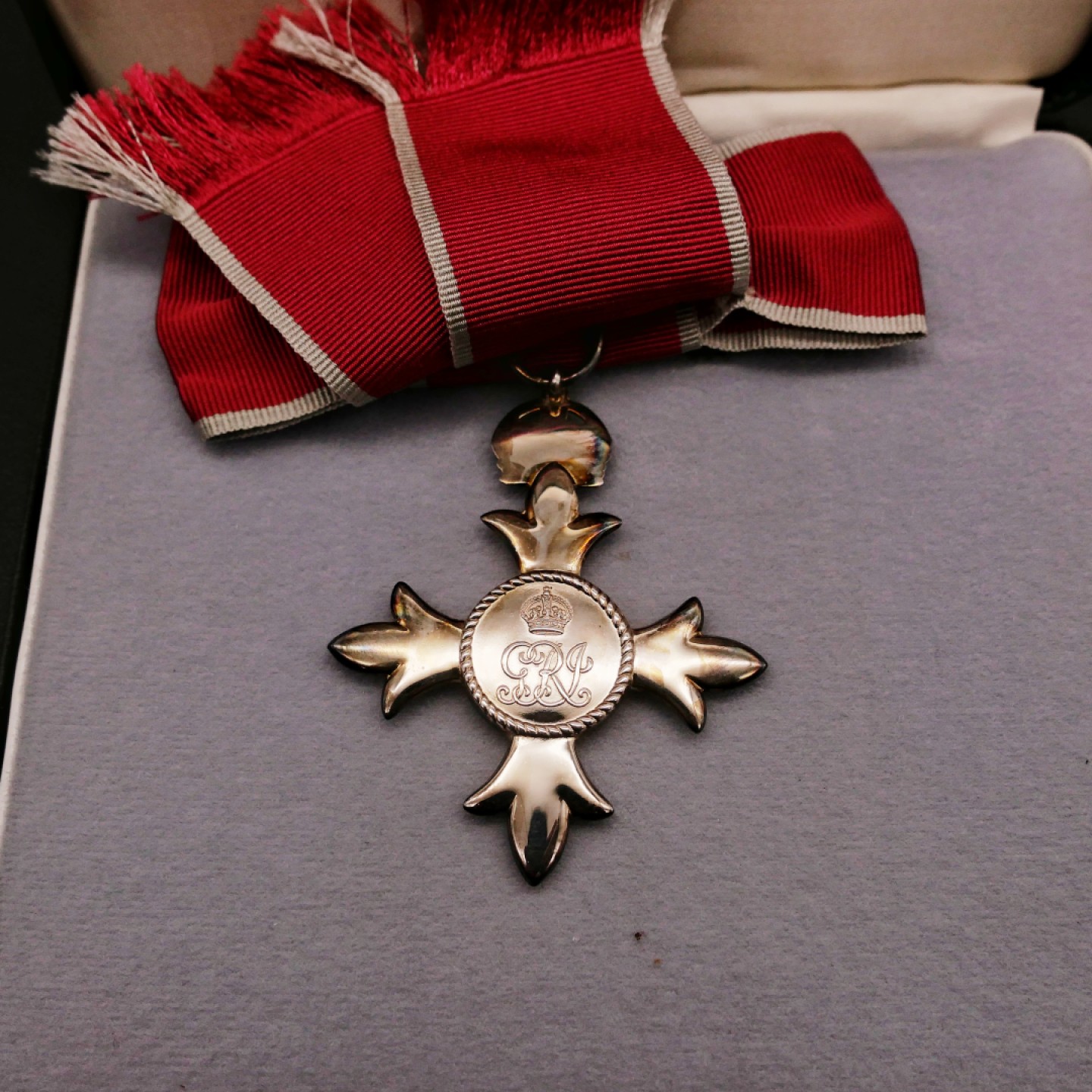 勋章奖章交易所10月1日群拍，举国同庆，全场包邮！ 英国成员级大英帝国勋章