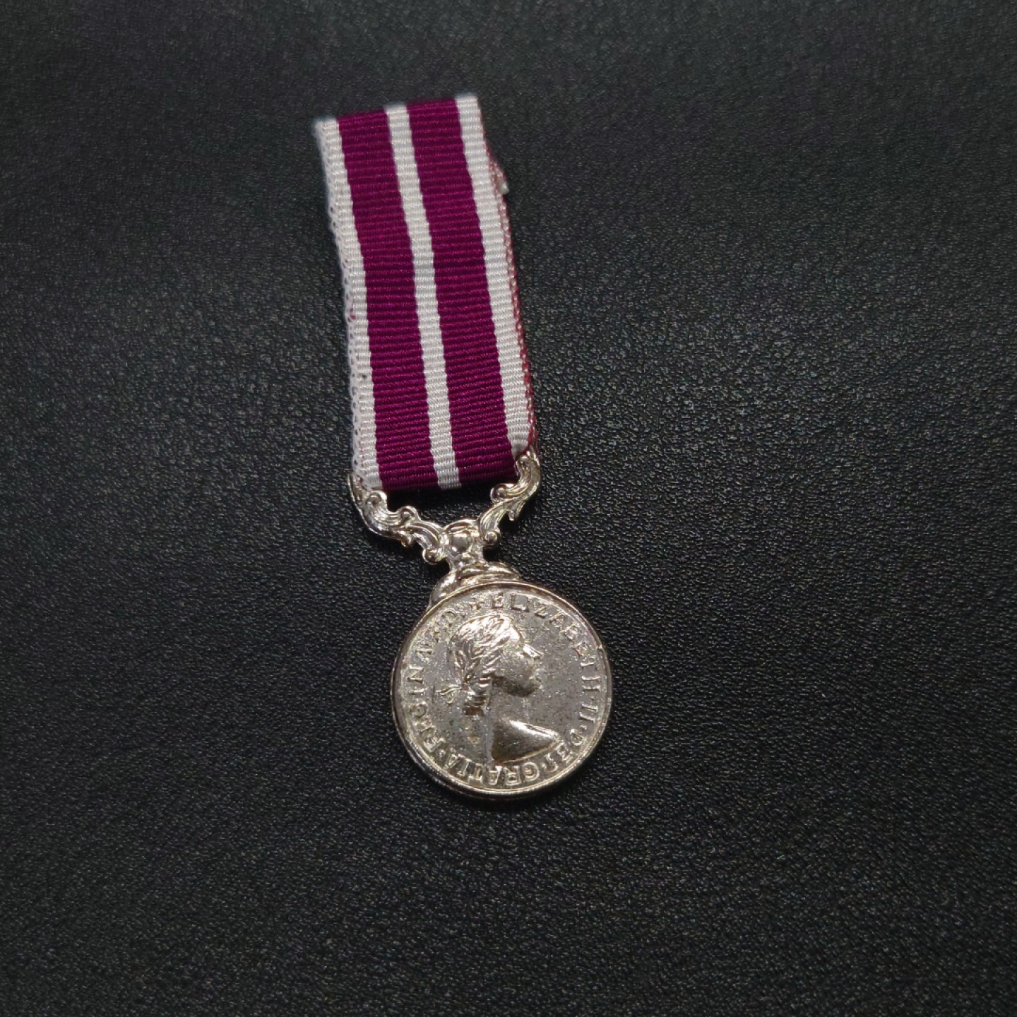 勋章奖章交易所10月1日群拍，举国同庆，全场包邮！ 英国海军功绩服役迷你奖章