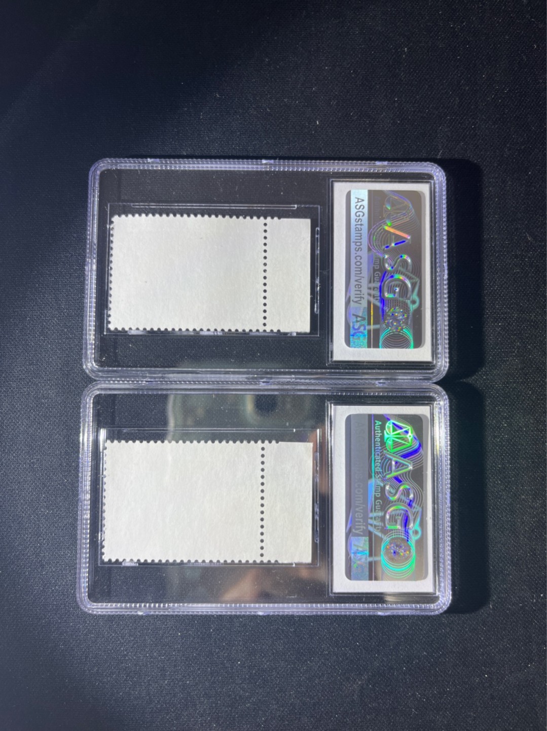 洪涛臻品批发群  精选邮票限时拍卖第九十四期 J14 二.二八 ★新全★ ASG75  NOG 壳子无划痕，1977年发行 105最严格出分，  带边纸色线  色标，三俗稀缺。面艳背白，无黄无折，状态不错，低分不耽误收藏欣赏，喜欢不要错过。