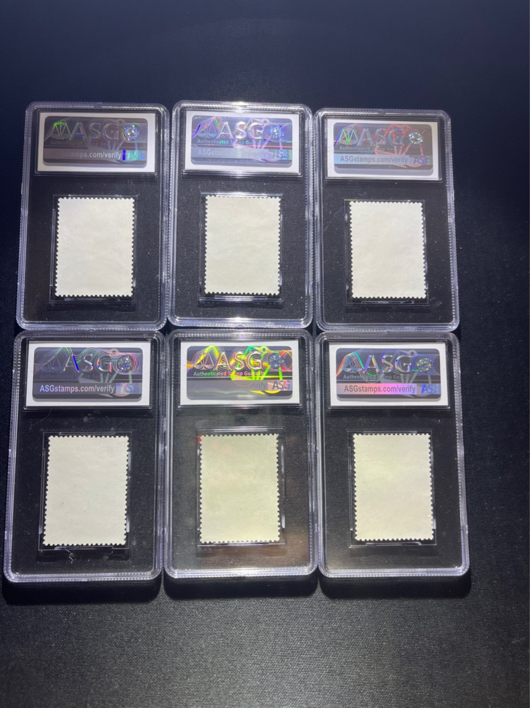 洪涛臻品 精选邮票限时拍卖第四十一期 特64女社员 新全  ASG 75分  NOG  壳子无划痕，1964年发行，105最严格出分，低分，票状态不错，75同分，评级费下来500多块钱，无黄，脏，折，喜欢不要错过，分低不耽误欣赏收藏，注意捡漏