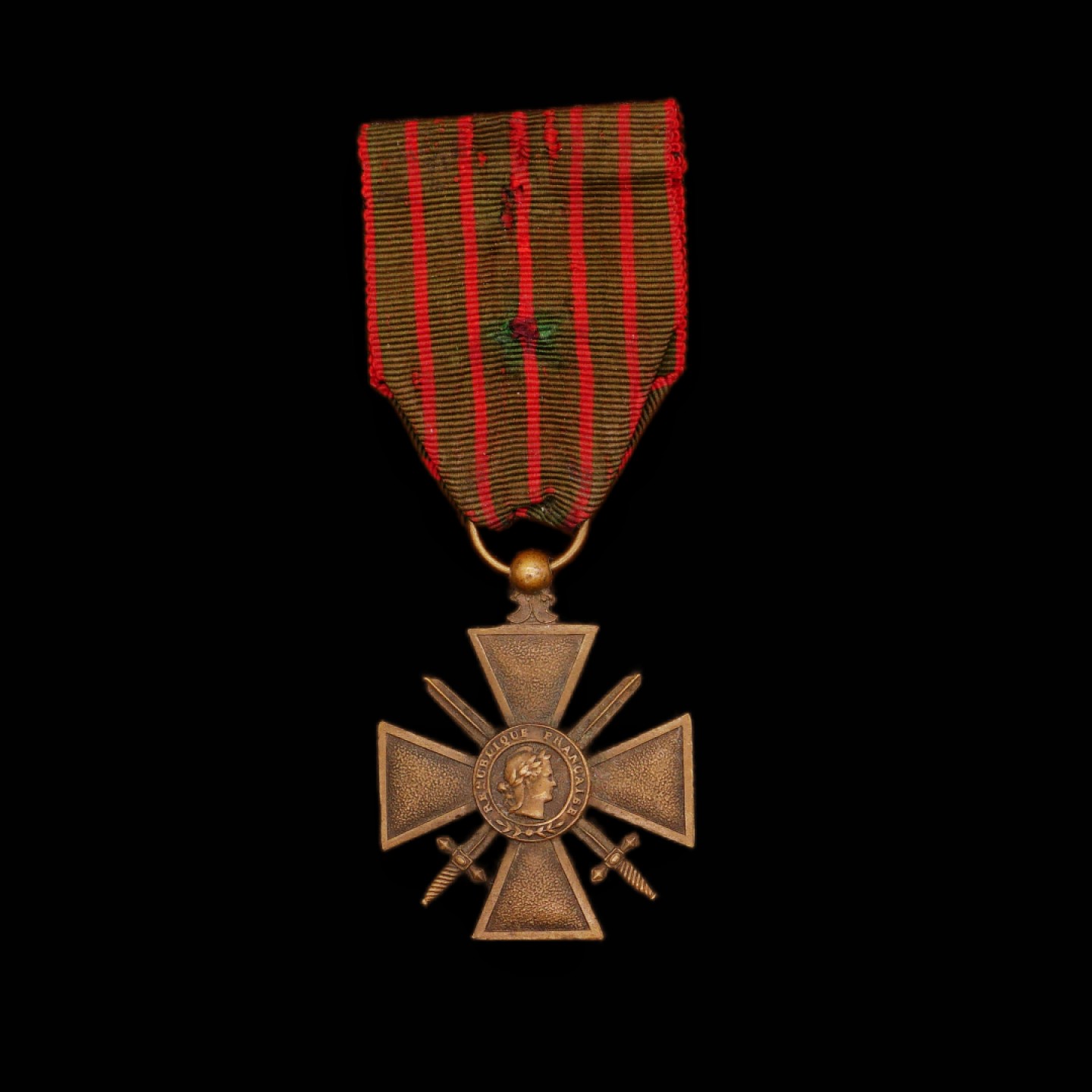 勋章奖章交易所10月1日群拍，举国同庆，全场包邮！ 法国一战十字奖章（1917版）