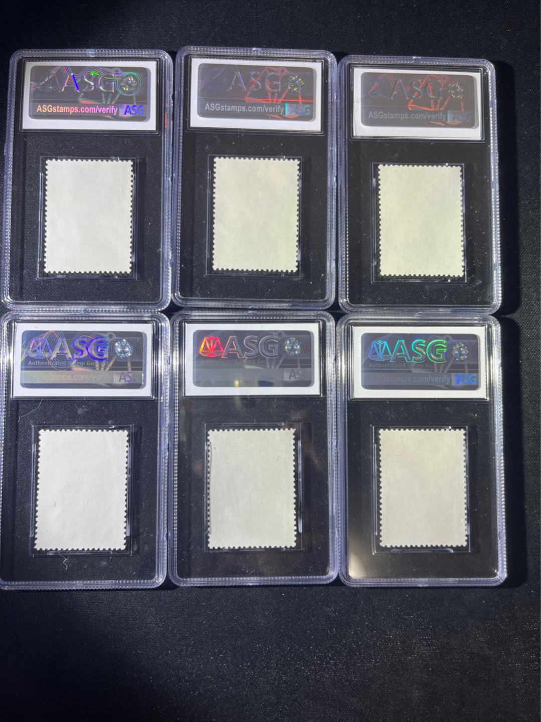 洪涛臻品 精选邮票限时拍卖第四十一期 特64女社员 新全  ASG 75分  NOG  壳子无划痕，1964年发行，105最严格出分，低分，票状态不错，75同分，评级费下来500多块钱，无黄，脏，折，喜欢不要错过，分低不耽误欣赏收藏，注意捡漏