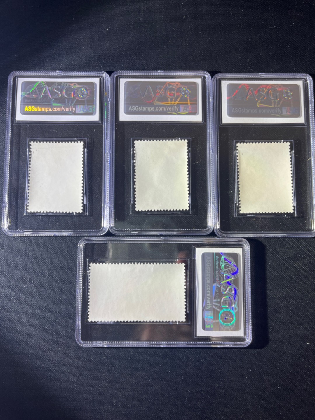 洪涛臻品批发群  精选邮票限时拍卖第九十四期 纪117 越南 ★新全★  ASG75 NOG 壳子无划痕，1965发行，105最严格出分，经典热门套票，票状态不错，低分不耽误欣赏收藏，面艳背白，评级费套下来接近400块，注意捡漏