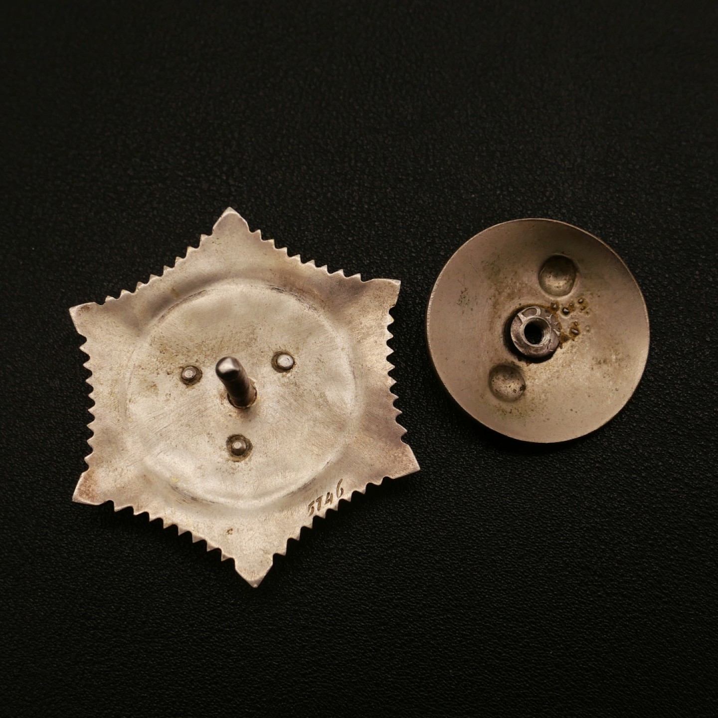 勋章奖章交易所10月1日群拍，举国同庆，全场包邮！ 蒙古北极星勋章