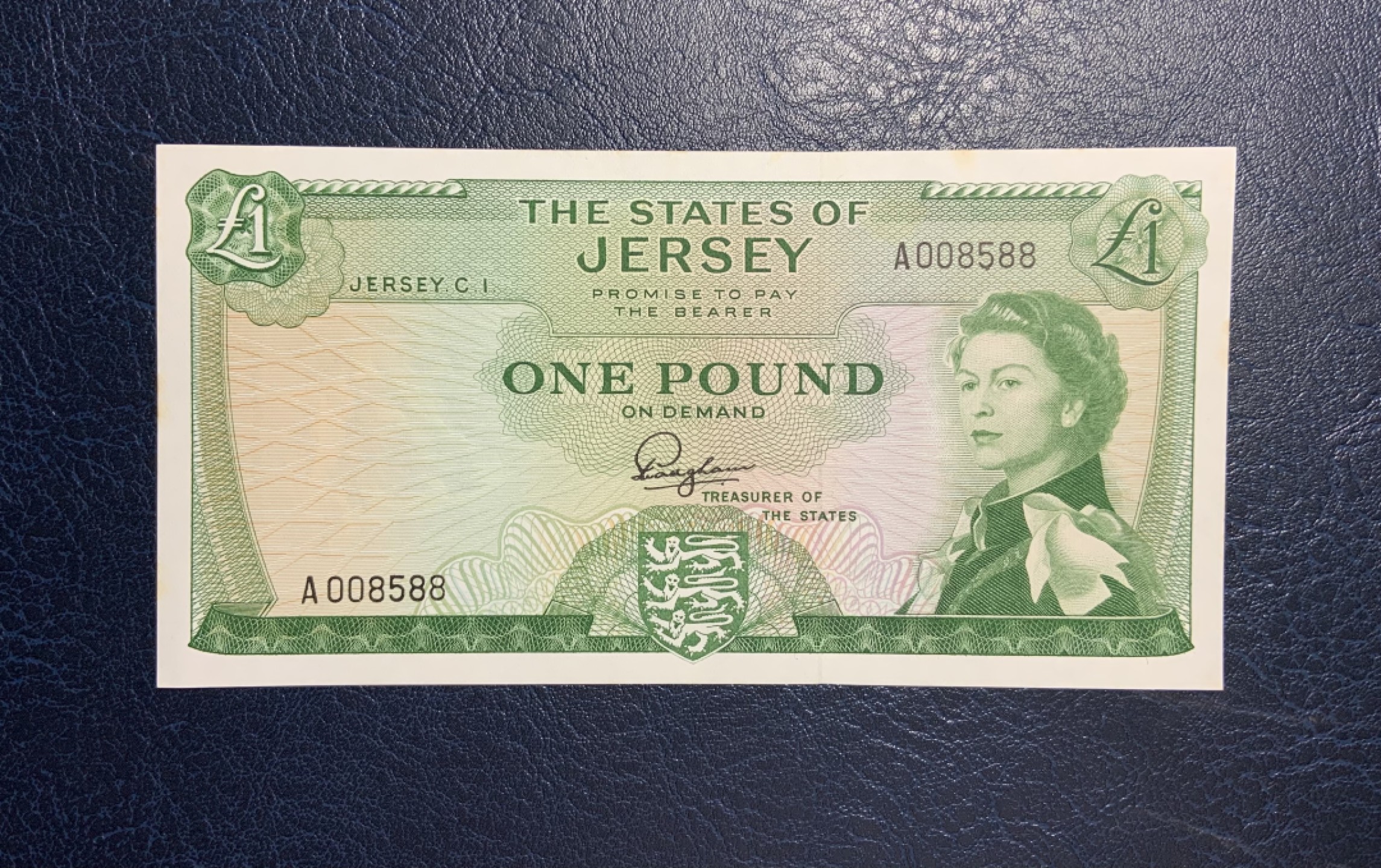 收藏联盟Quantum Auction 第195期拍卖(已更新) 泽西岛1963年1镑 品相AU 首发A冠千位号 戎装女王