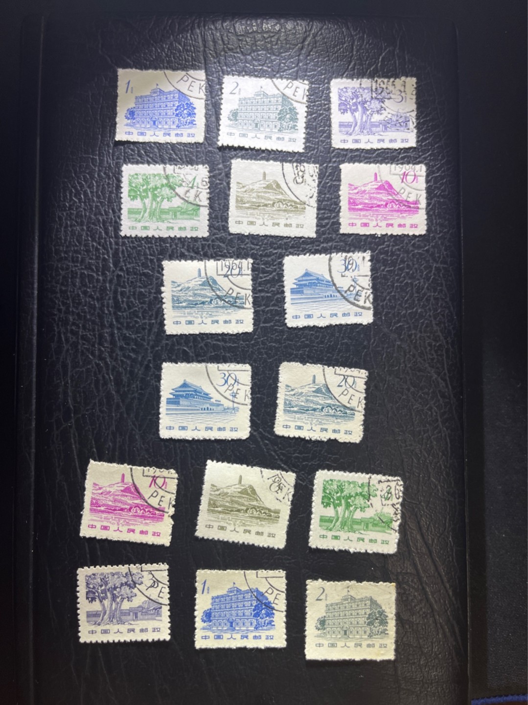 洪涛臻品 精选邮票限时拍卖第四十一期 普12  革命圣地  顺戳 2组  一组8枚，共16枚，上品到全品。注意捡漏