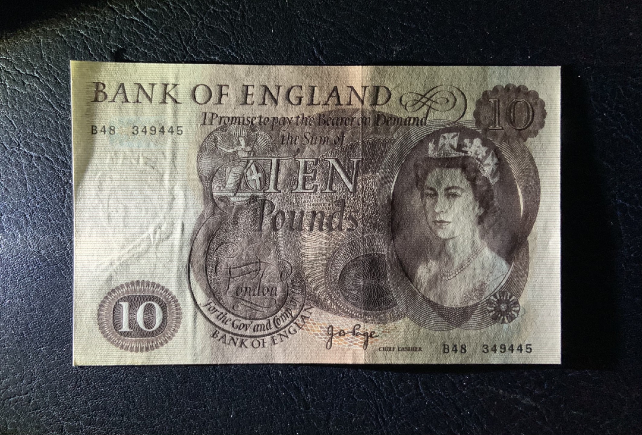 收藏联盟Quantum Auction 第195期拍卖(已更新) 英国1963-71年10镑 品相UNC- 边缘瑕疵