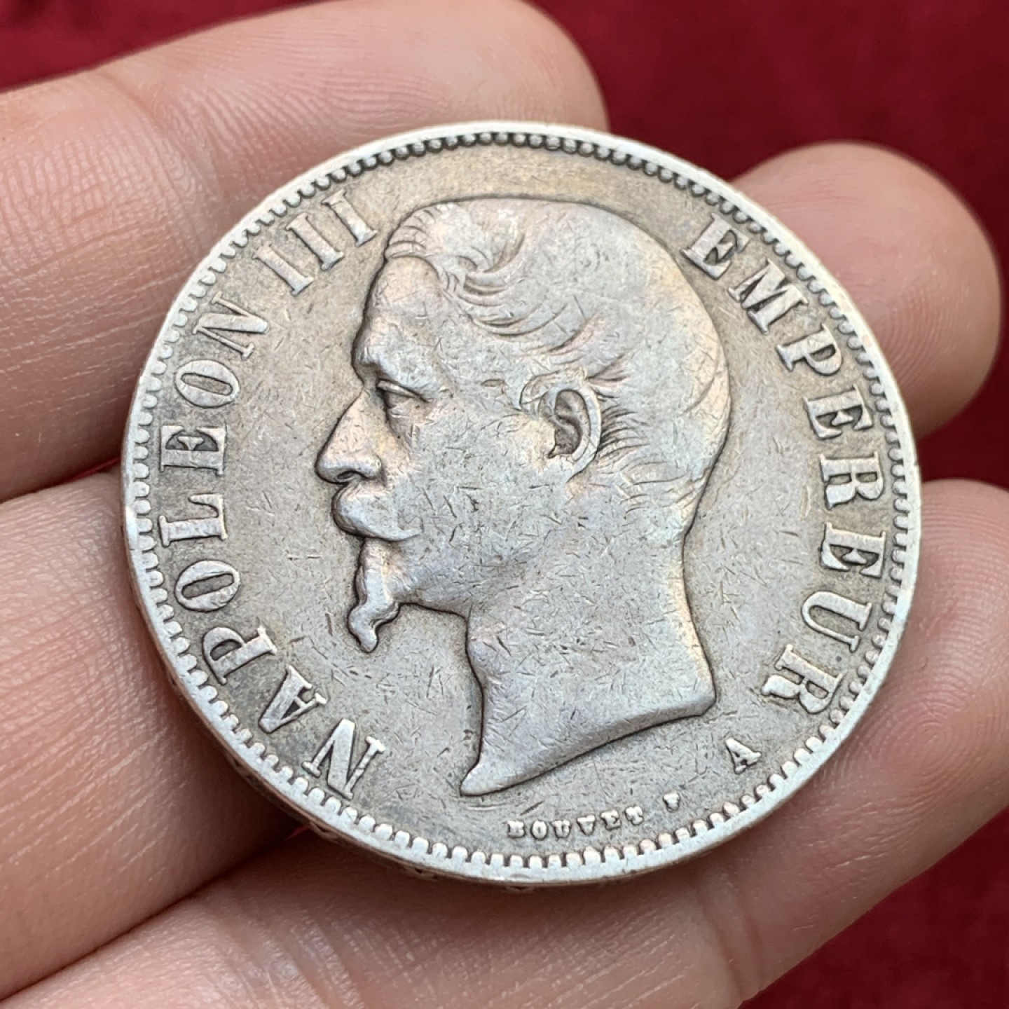 《竞宝斋》第100场-纪念拍卖 (全场包邮)中拍得限量纪念章 法国 1855年 拿破仑三世 小头背鹰版 5法郎银币 极其少见品种 这枚原味比较好