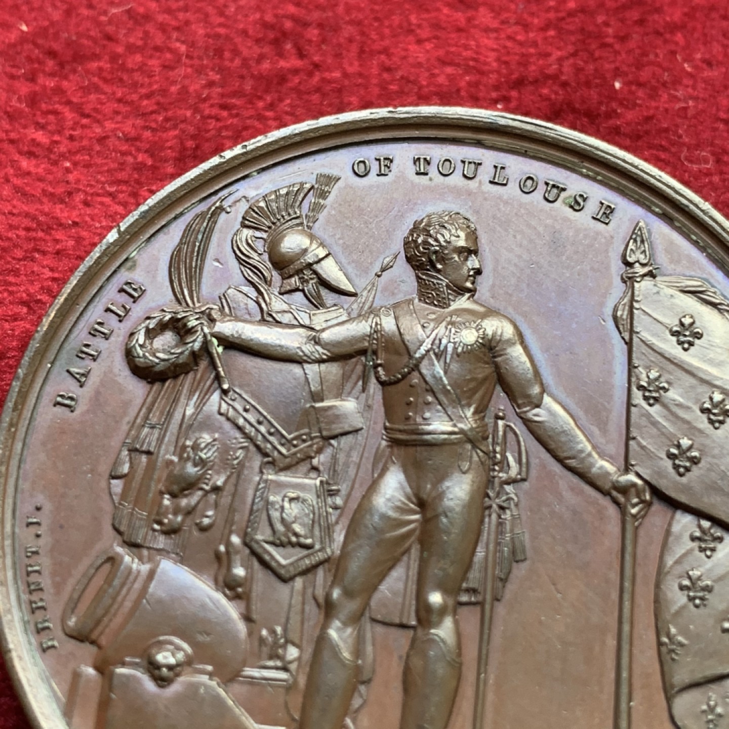 《竞宝斋》第100场-纪念拍卖 (全场包邮)中拍得限量纪念章 1814年 图卢兹战役 纪念铜章 巧克力包浆 细节极好 相同品差的最近成交1200rmb含佣金 38.3克41.3mm