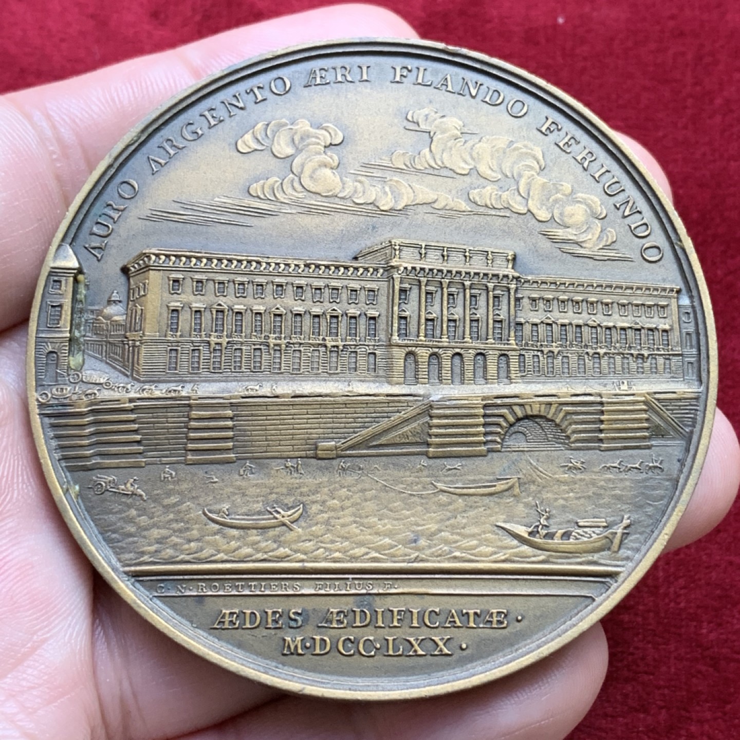 《竞宝斋》第100场-纪念拍卖 (全场包邮)中拍得限量纪念章 法国 路易十五 1770 巴黎造币厂 建成纪念铜章 超大规格117克 64.8mm直径 本枚应该是早期复刻版 细节好 高浮雕