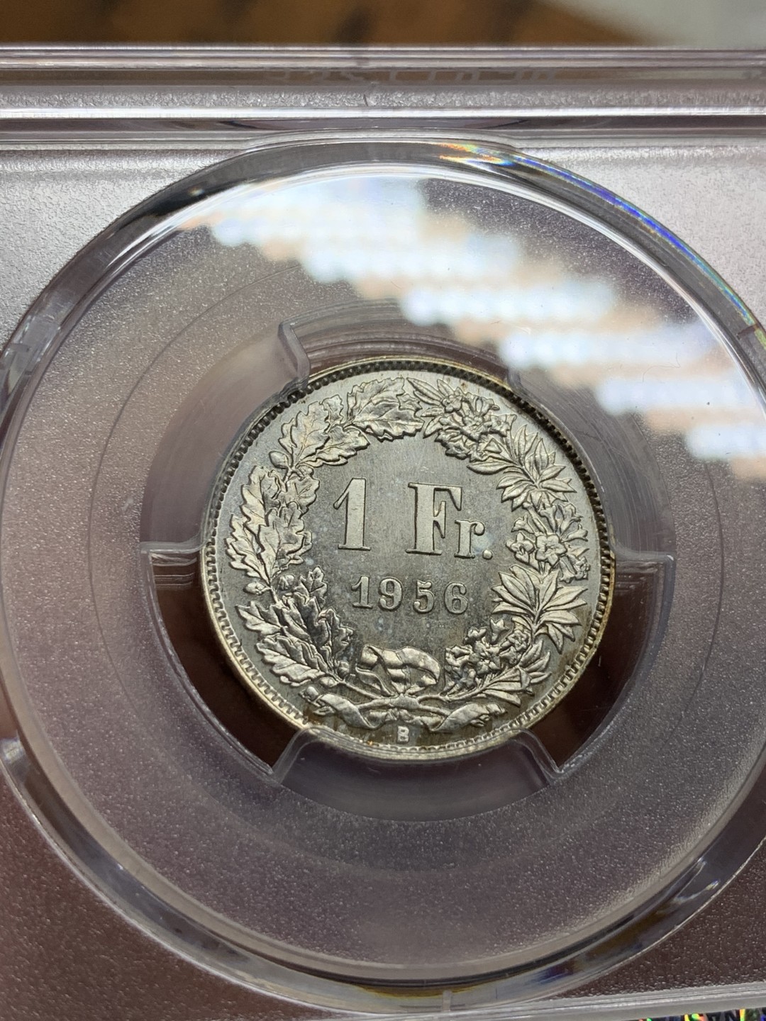 《竞宝斋》第100场-纪念拍卖 (全场包邮)中拍得限量纪念章 PCGS MS66 瑞士 1956年 女神 1法郎 银币 66分的1法郎少见 普遍半法郎为主 这枚接近无暇