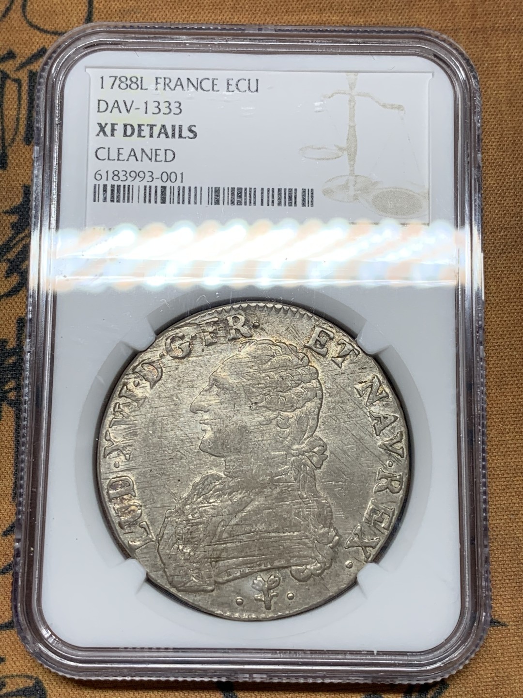 《竞宝斋》第100场-纪念拍卖 (全场包邮)中拍得限量纪念章 NGC XF 法国 1788年L版 路易十六埃居大银币 打制的非常好 正面有减重痕可惜 老包浆 背面超好