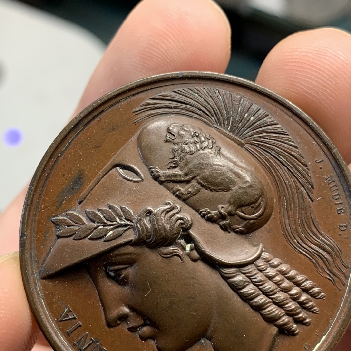 《竞宝斋》第100场-纪念拍卖 (全场包邮)中拍得限量纪念章 1814年 图卢兹战役 纪念铜章 巧克力包浆 细节极好 相同品差的最近成交1200rmb含佣金 38.3克41.3mm