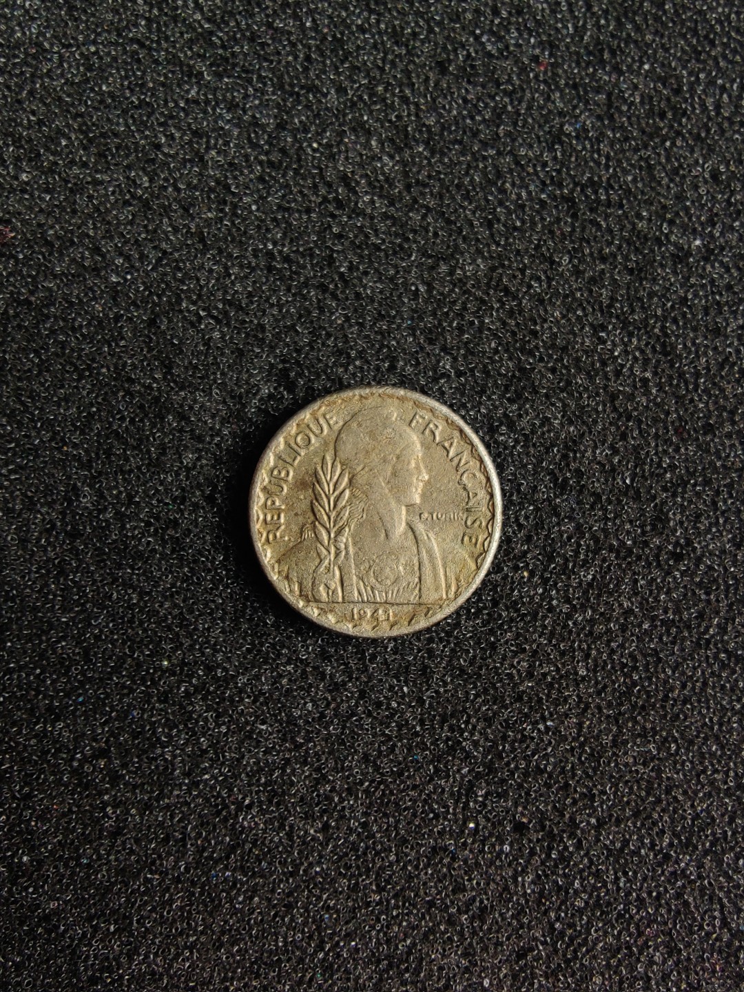 ♥一只鱼（世界钱币第二期） 法属印支10分