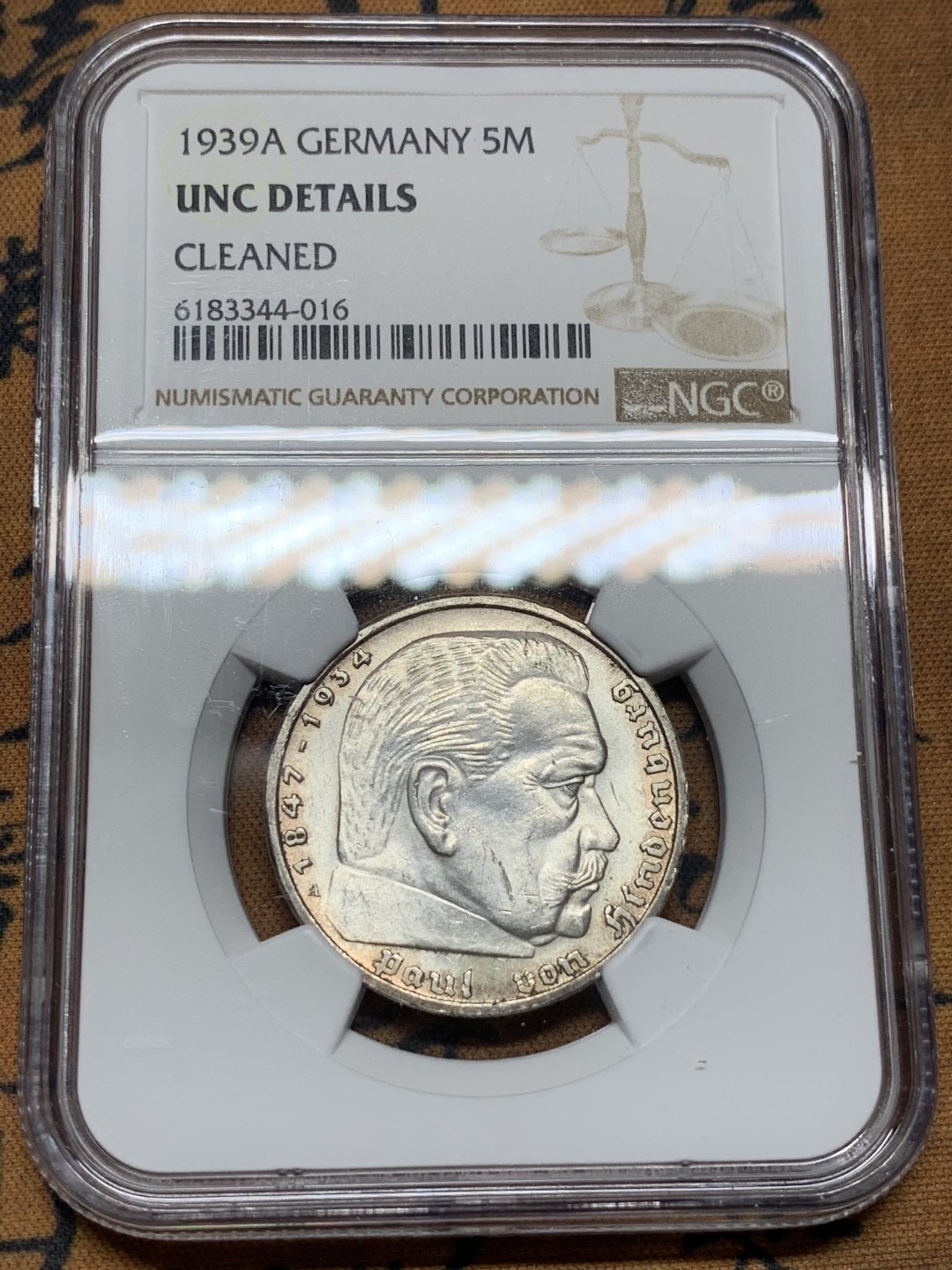 《竞宝斋》第100场-纪念拍卖 (全场包邮)中拍得限量纪念章 NGC UNC 德国 1939年 兴登堡 5马克银币 凝霜十足 不给分没办法