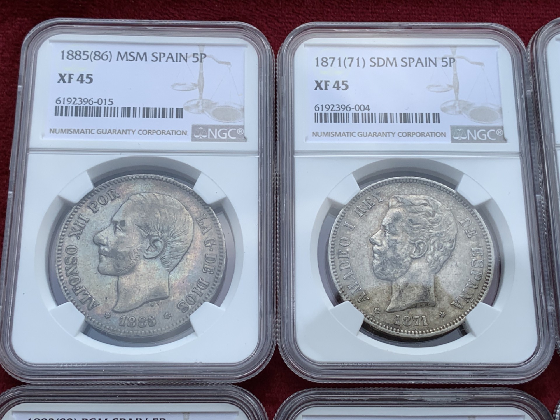 《竞宝斋》第100场-纪念拍卖 (全场包邮)中拍得限量纪念章 NGC XF45-AU50 8枚一组 西班牙 5比塞塔 银币 8枚一套 状态比较平均 值得收藏