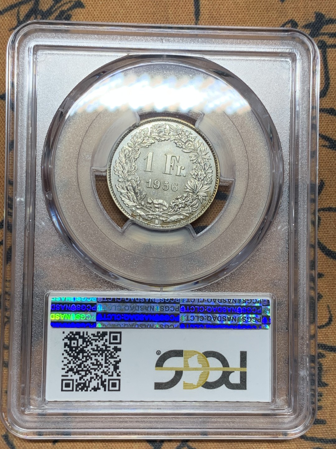 《竞宝斋》第100场-纪念拍卖 (全场包邮)中拍得限量纪念章 PCGS MS66 瑞士 1956年 女神 1法郎 银币 66分的1法郎少见 普遍半法郎为主 这枚接近无暇
