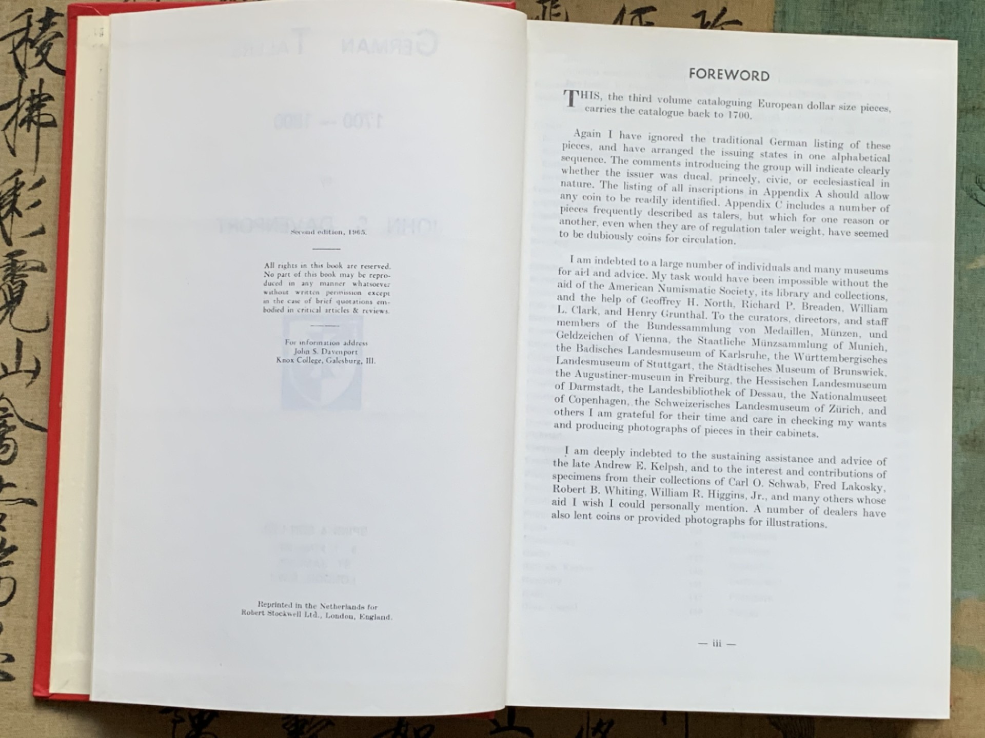 《竞宝斋》第100场-纪念拍卖 (全场包邮)中拍得限量纪念章 稀少 绝版 精装版达文波特 1700-1800年 德国泰勒 目录本身也成为了藏品，评级盒上DAV对应的就是此目录，厚达410多页。泰勒必备