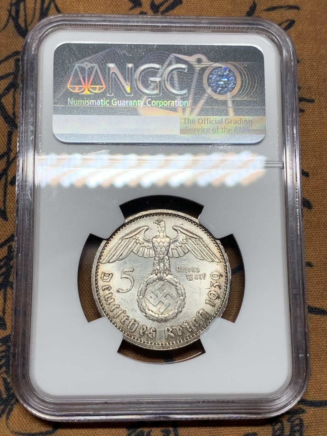 《竞宝斋》第100场-纪念拍卖 (全场包邮)中拍得限量纪念章 NGC UNC 德国 1939年 兴登堡 5马克银币 凝霜十足 不给分没办法
