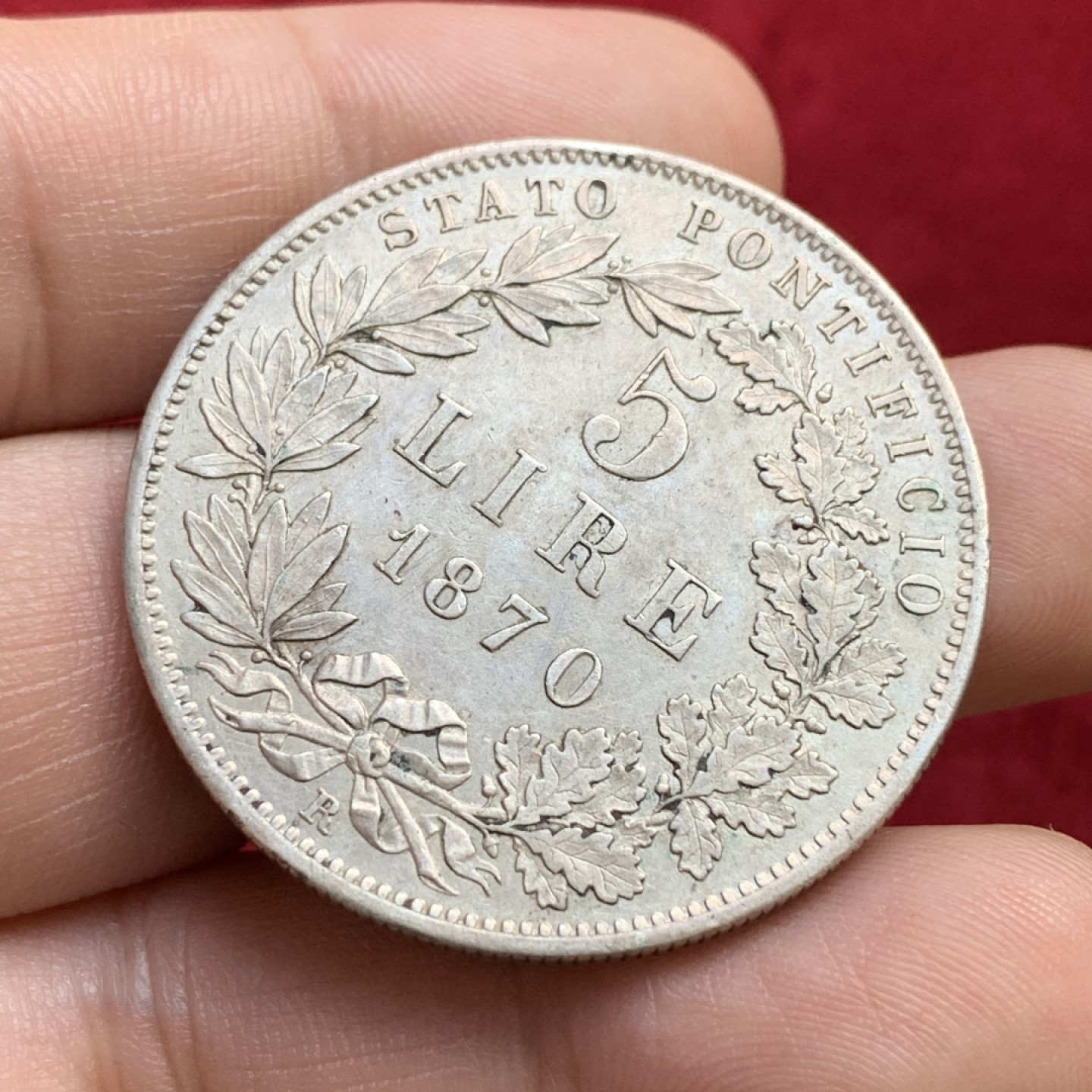 《竞宝斋》第100场-纪念拍卖 (全场包邮)中拍得限量纪念章 梵蒂冈 1870年 教皇庇护九世5里拉大银币 细节保存的很好 