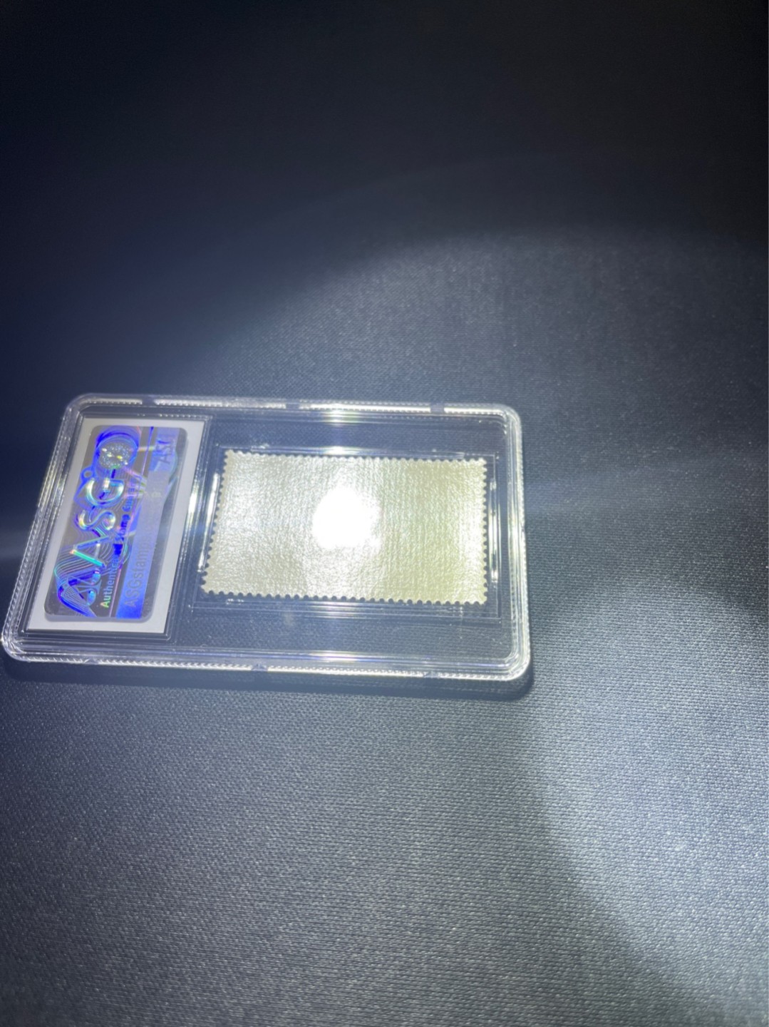 洪涛臻品 精选邮票限时拍卖第四十三期 特57黄山新16-15 ASG85分OG，盒子无划痕，藏家首选，1963年发行，高配版85分，跟90状态看不出任何差别，无明显瑕疵。六珍精品，配套必备，版撕绝中绝精品，背胶白润，齿孔饱满。105最严格出分，状态极佳，注意捡漏价抄底