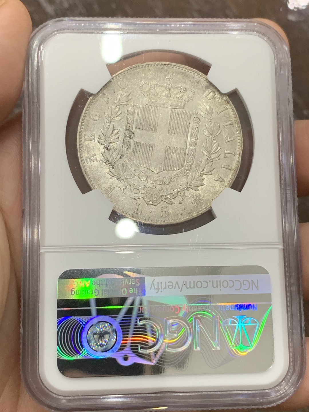 《竞宝斋》第100场-纪念拍卖 (全场包邮)中拍得限量纪念章 NGC-AU58 意大利 1875年 艾曼纽尔二世 5里拉银币 整体光感好 状态难得 低评