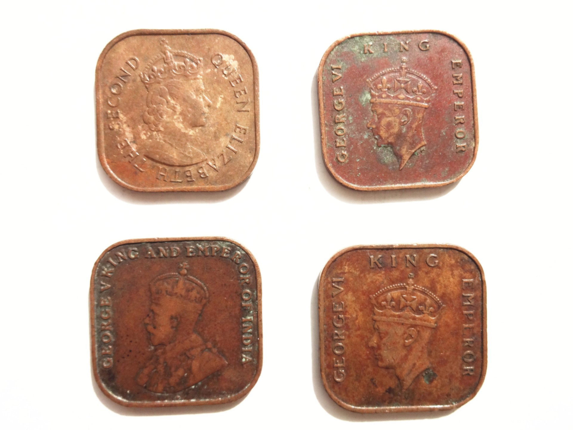 娃娃家-十月、第三场 英属海峡马来亚伊丽莎白二世女王、乔五、乔六大小版- 4枚