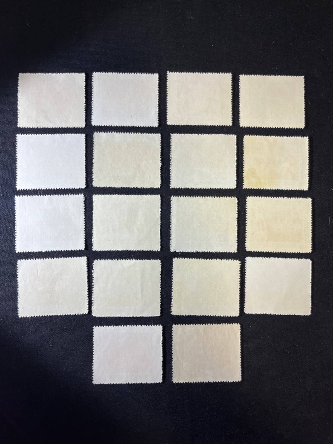 洪涛臻品 精选邮票限时拍卖第四十五期 特13一五计划盖销全套，上品。该票票幅大，易折易染色，对于这套已经是非常难得的品相。