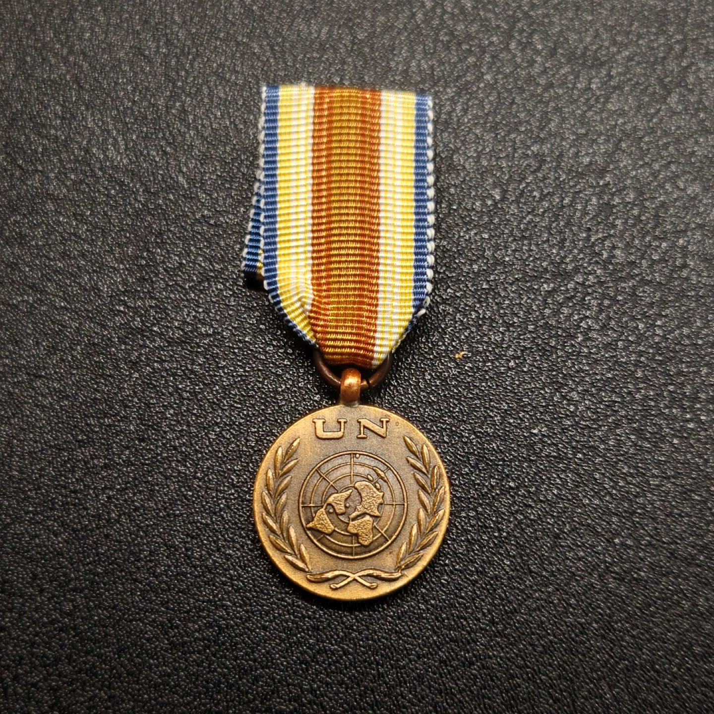 勋章奖章交易所10月6日群卖 联合国1963-1964也门奖章迷你章