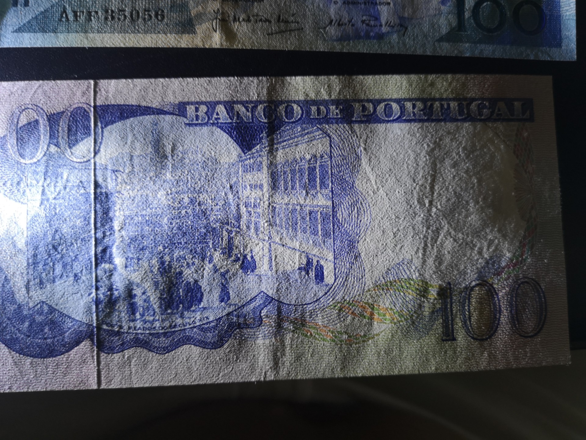 《外钞收藏家》第二百零六期 葡萄牙三张100 两张UNC 一张AU如图