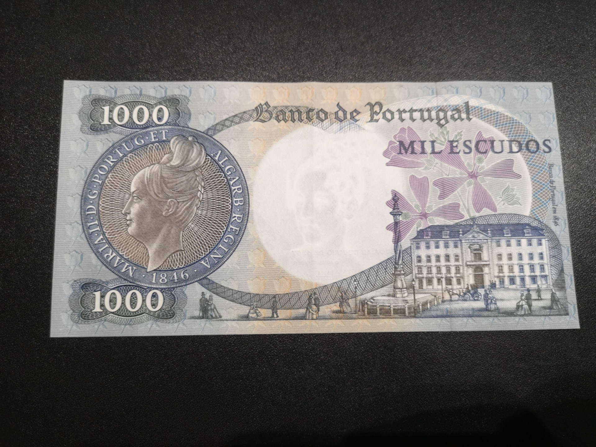 《外钞收藏家》第二百零六期 1967年葡萄牙1000 AU品相