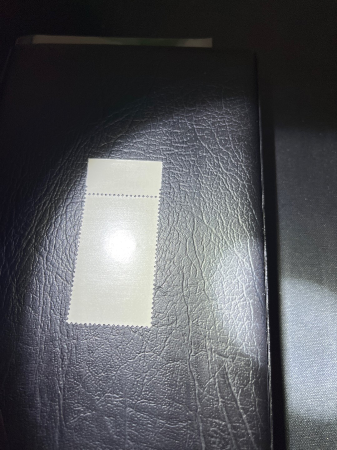 洪涛臻品 精选邮票限时拍卖第四十五期 特68新安江4-3盖销 厂名一枚，老纪特三俗稀缺★品相可以用完美来形容，版撕全品嘎嘎绝 背胶雪白。解放初的经典票，整版撕开，面艳胶白，票挺洁净，齿孔完美。老纪特的版票资源十分稀缺难寻，机会来临时必须抓住。