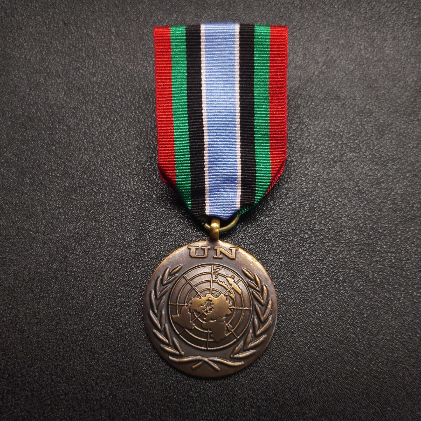 勋章奖章交易所10月6日群卖 联合国1993-1996卢旺达奖章