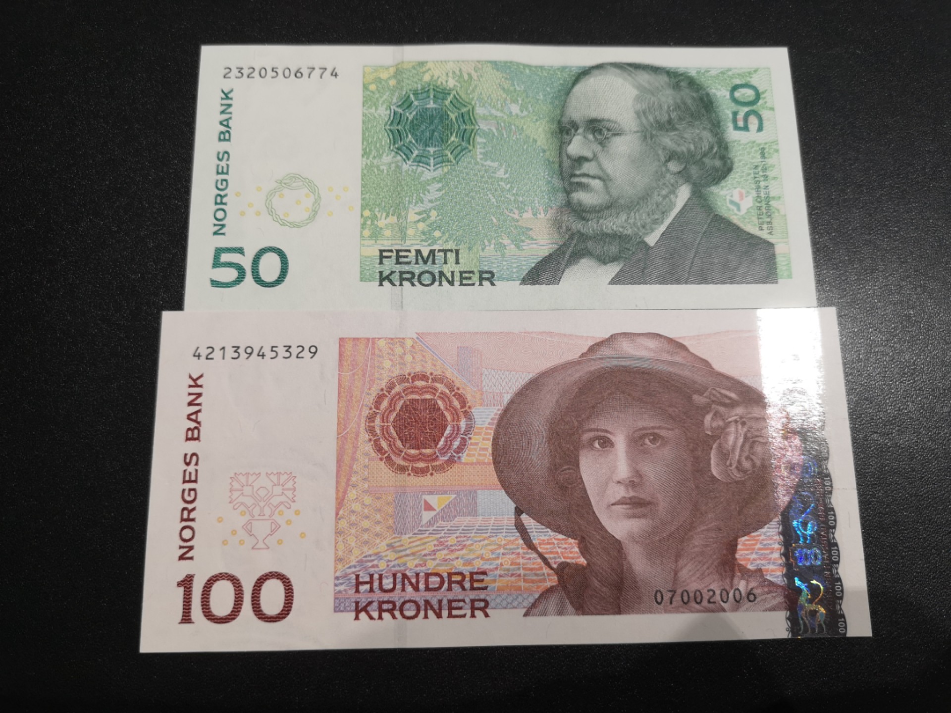 《外钞收藏家》第二百零六期 挪威100、50 两张 全新UNC