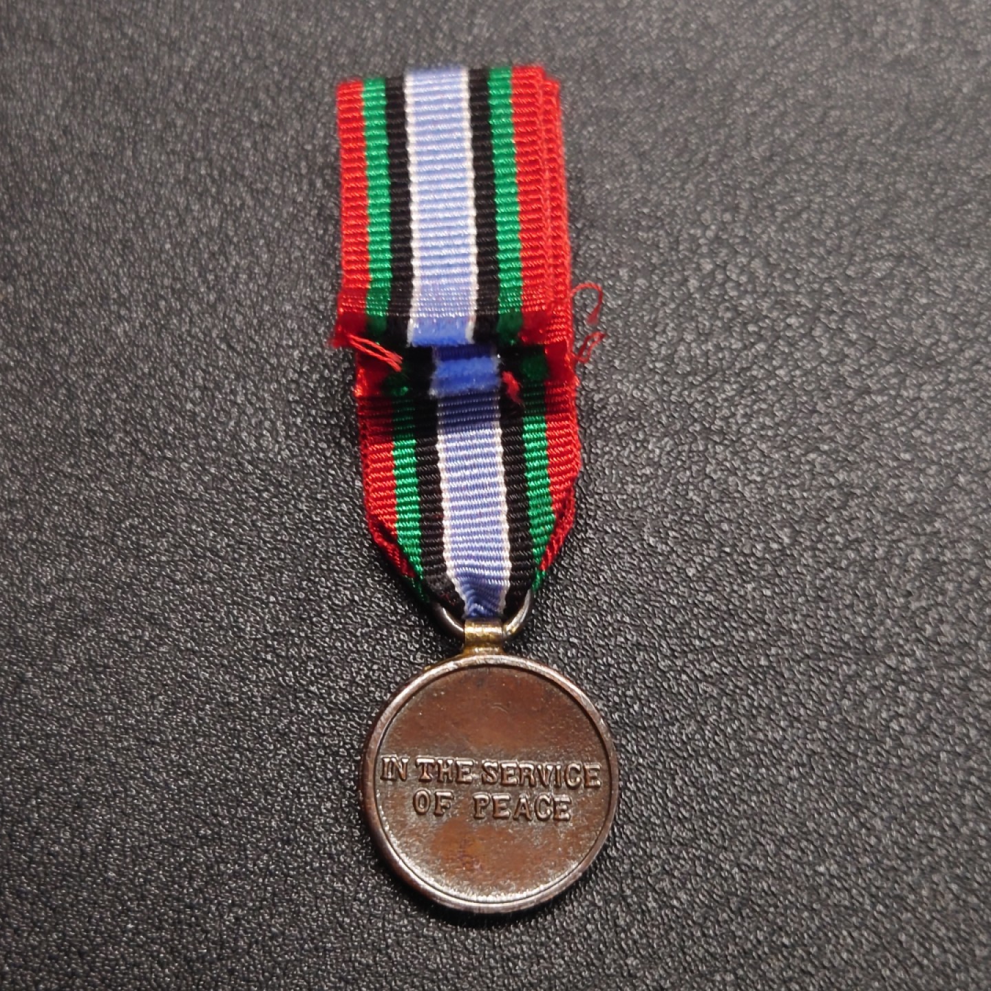 勋章奖章交易所10月6日群卖 联合国1993-1996卢旺达奖章迷你章