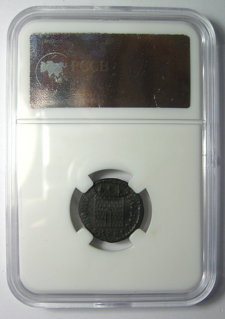 古罗马铜币,君士坦丁一世，AD307-317,军营大门,约18mm,2.92g,自打标签盒子R0910mx