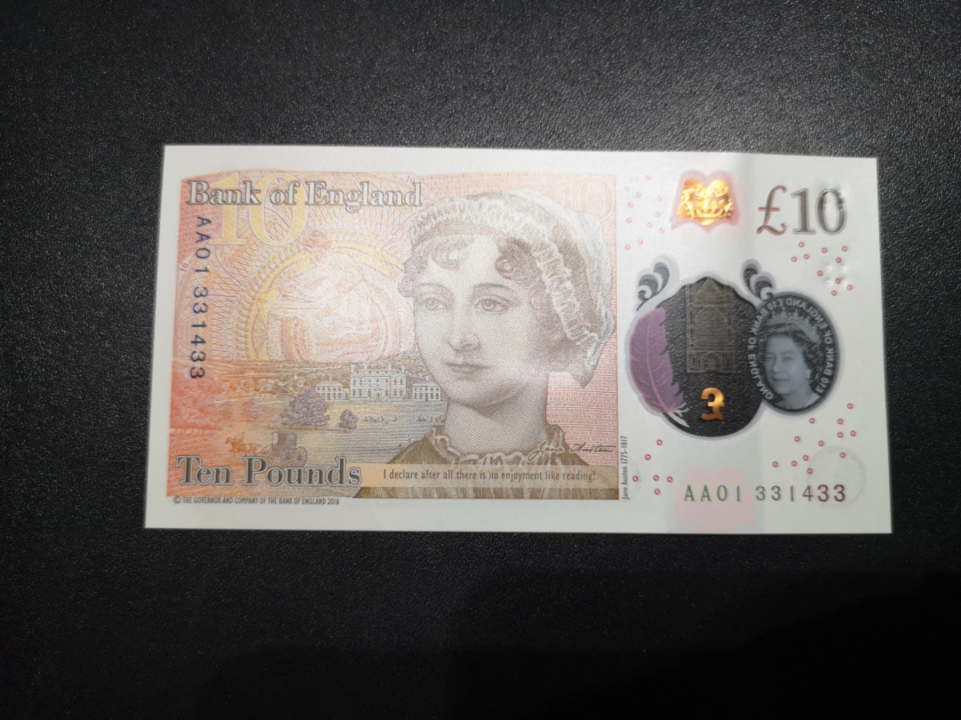 《外钞收藏家》第二百零六期 英国最新版10镑 首发AA01冠 全新UNC 