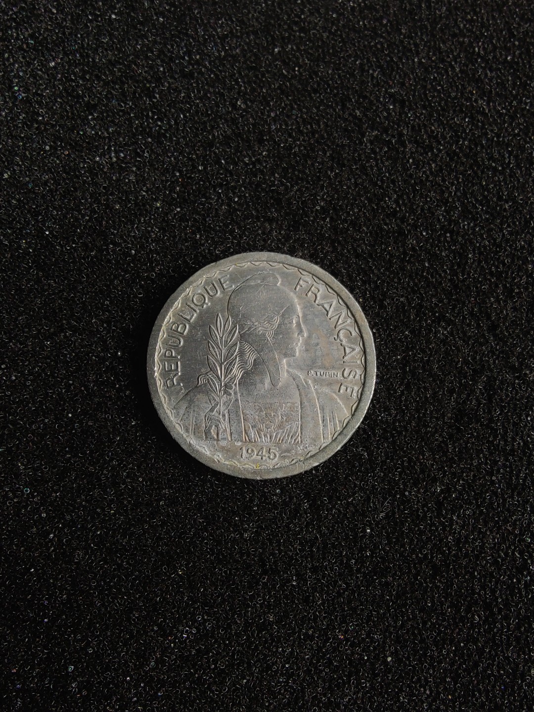 ♥一只鱼（世界钱币第三期） 法属印支10分