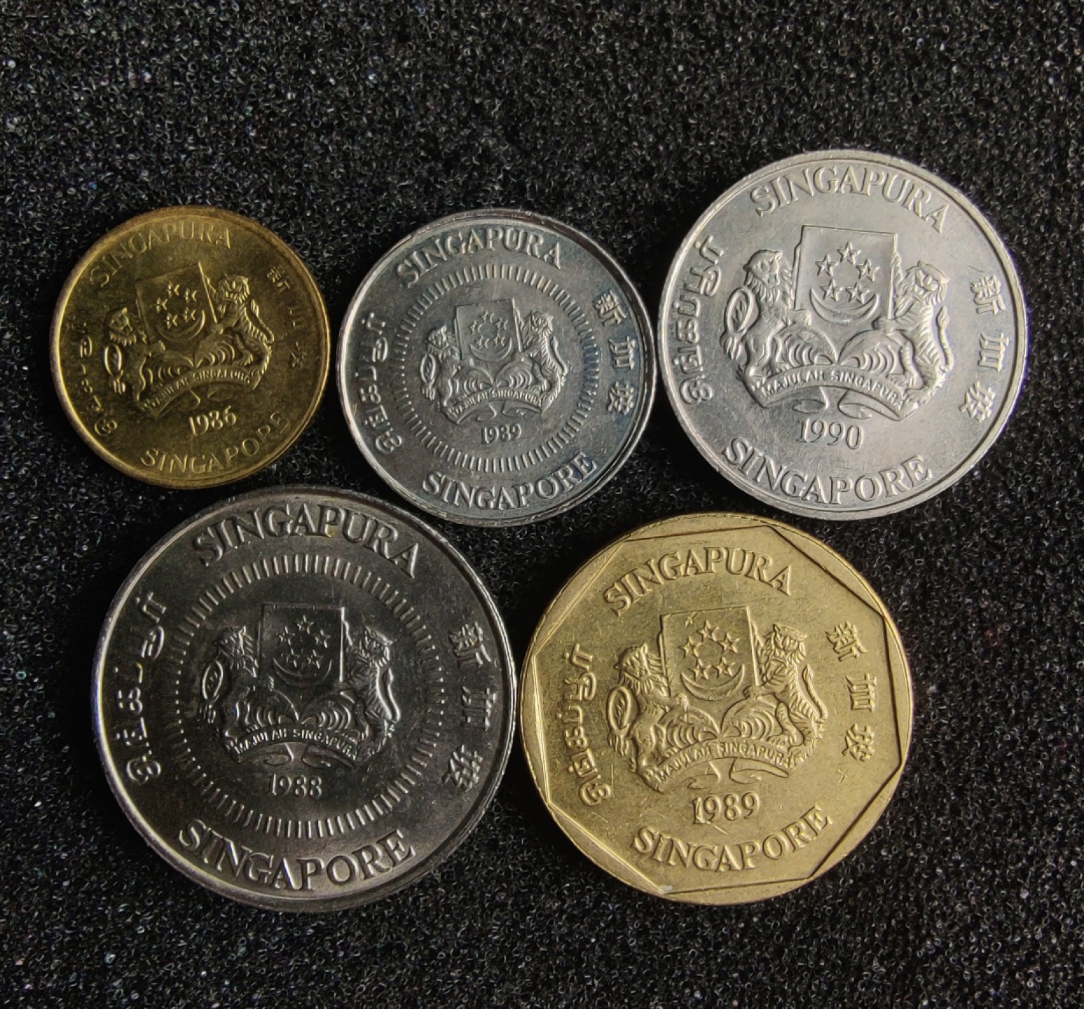 ♥一只鱼（世界钱币第三期） 新加坡套币