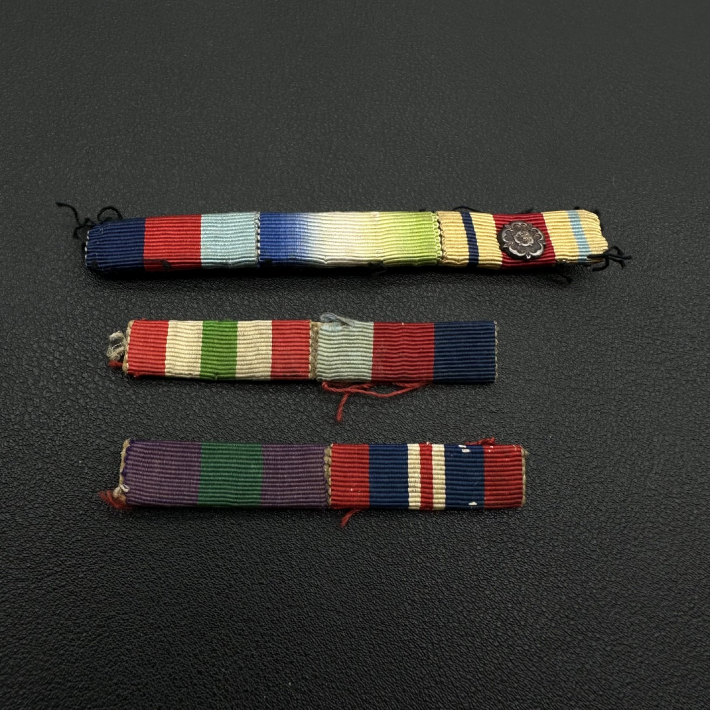 勋章交易所10月8日国庆终拍 英国二战勋略一组