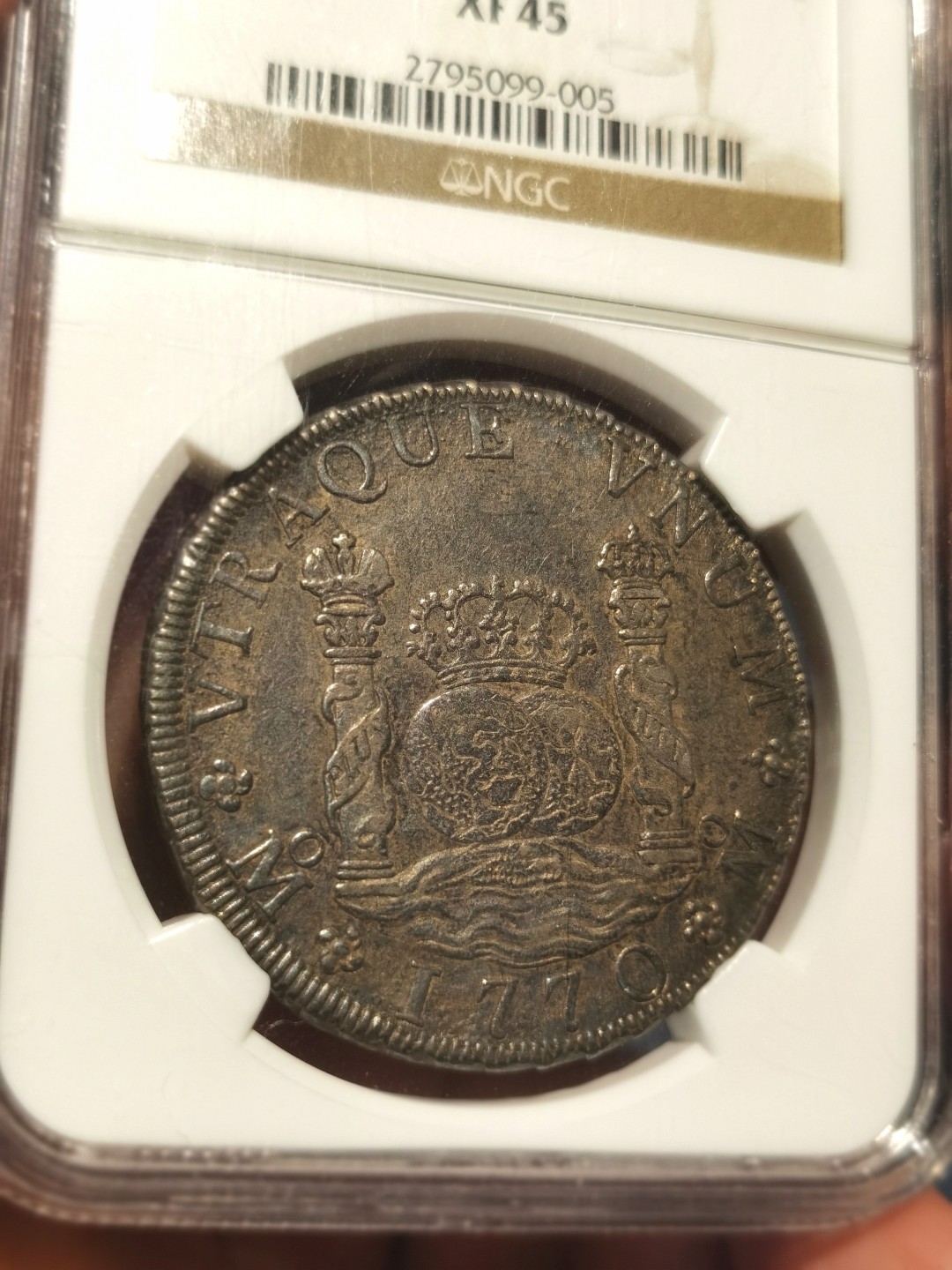 博洋堂世界钱币拍卖第001期（全场包邮） NGC XF45 1770年西属墨西哥地球双柱，老盒超状态，油腻入骨五彩包浆