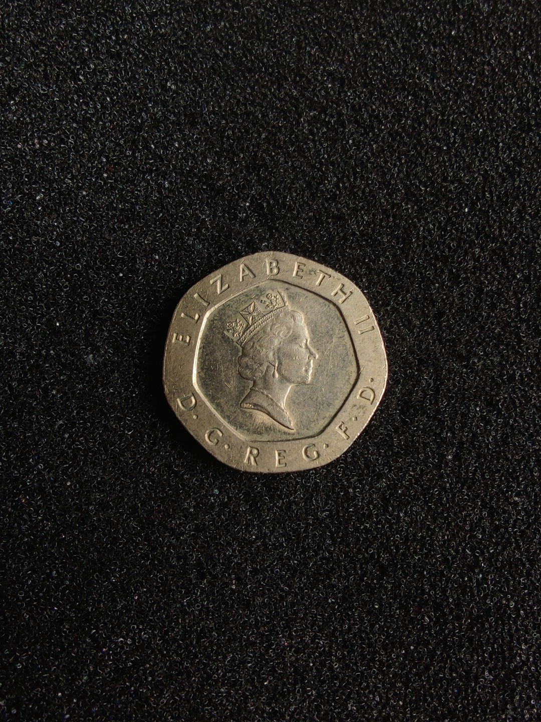 ♥一只鱼（世界钱币第三期） 英国20便士