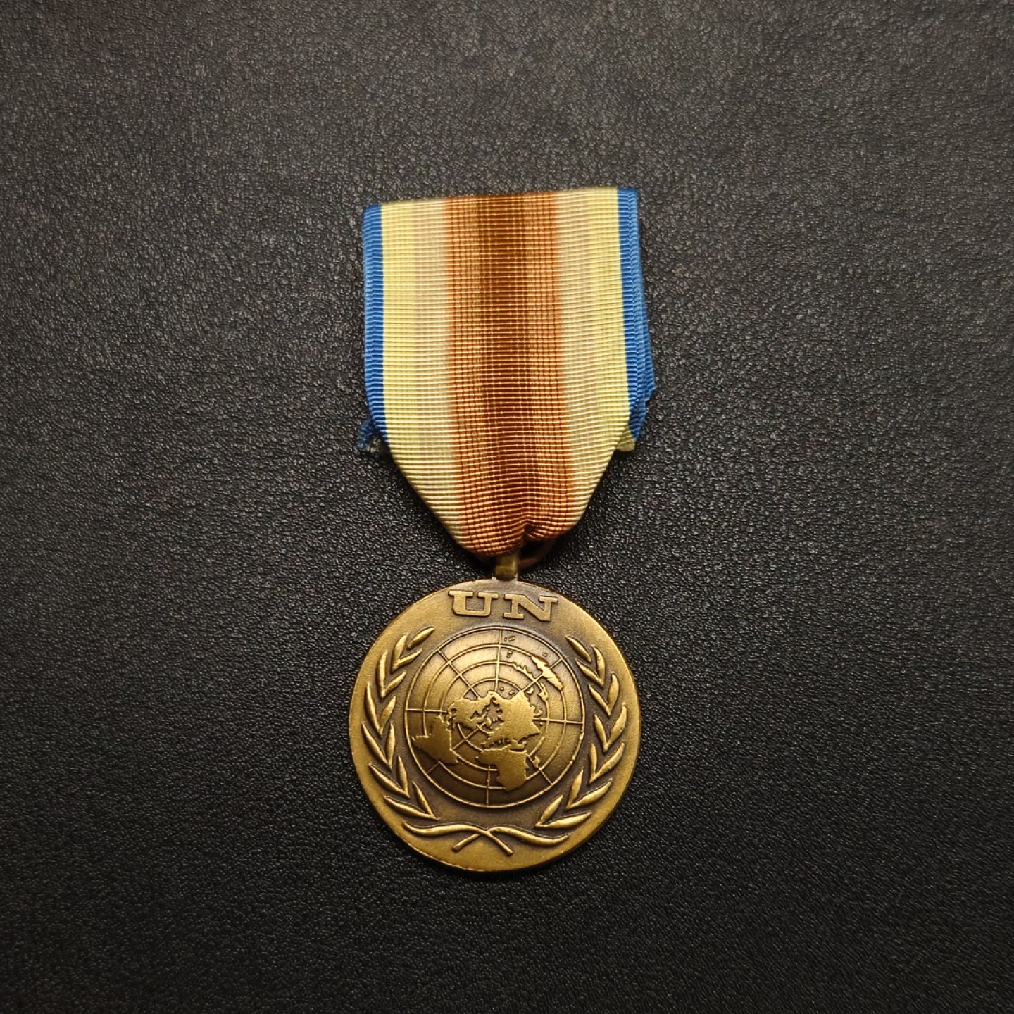 勋章奖章交易所10月6日群卖 联合国1963-1964也门奖章