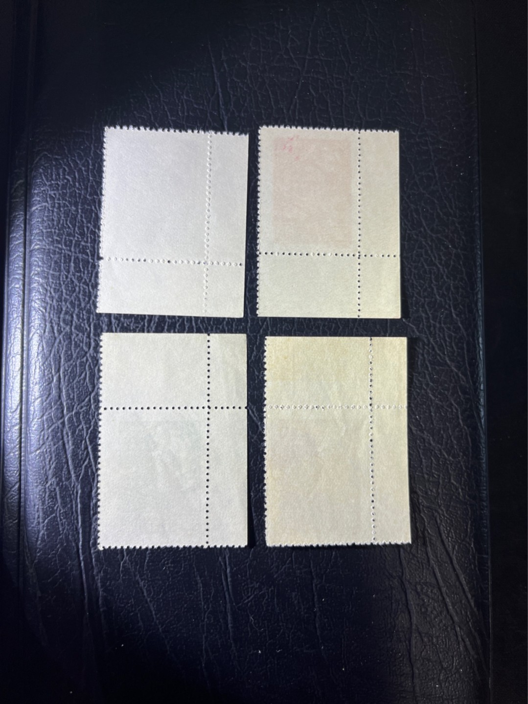 洪涛臻品 精选邮票限时拍卖第四十六期 纪1东贴  新全  直角边  两枚上品软折，两枚全品，这种状态已非常难得，包老包真，注意捡漏