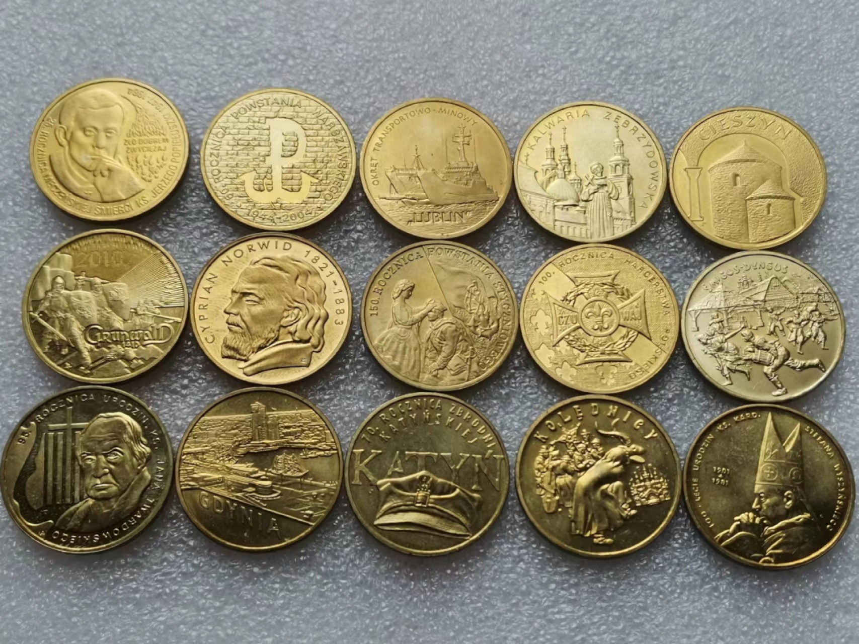 瓶子🏺第60期拍卖会 波兰2010-2013年纪念币15枚