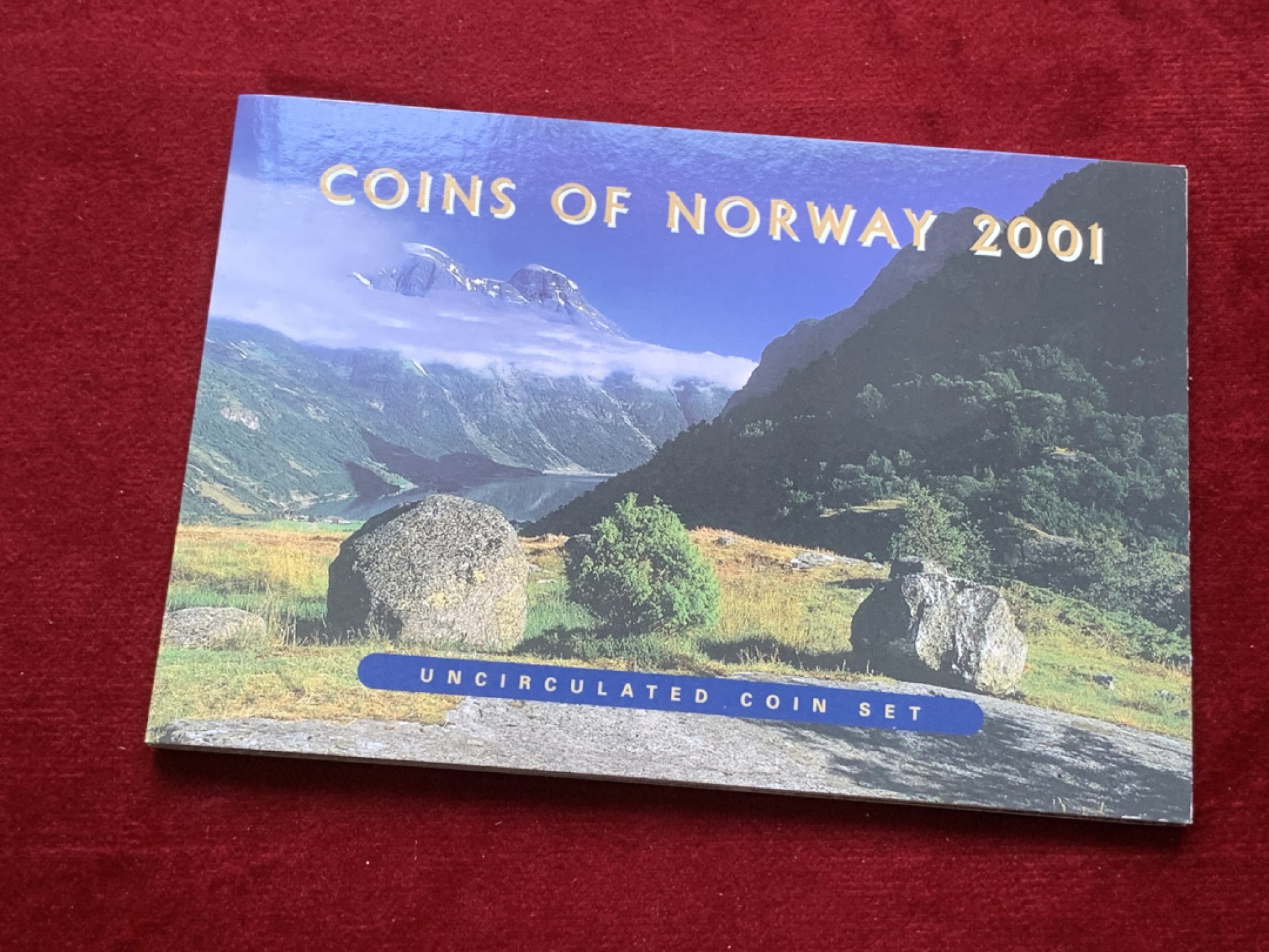 《竞宝斋》第102场-本周四 套币裸币专场（全场不限金额包邮） 卡装 瑞典2001年 五枚套不同面值硬币 少见国家