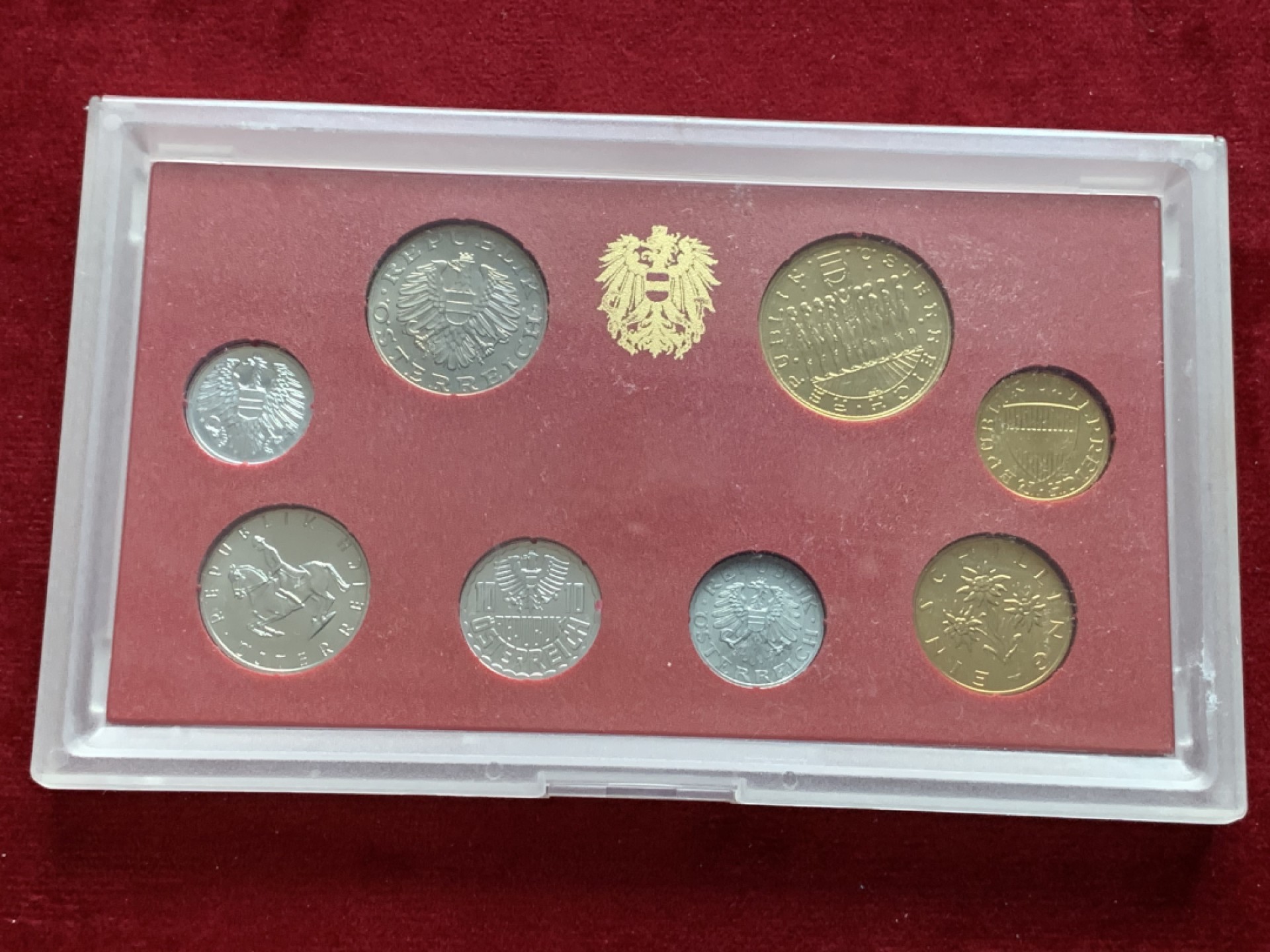 《竞宝斋》第102场-本周四 套币裸币专场（全场不限金额包邮） 封装 奥地利1992年 八枚装 不同面值套币 非常漂亮