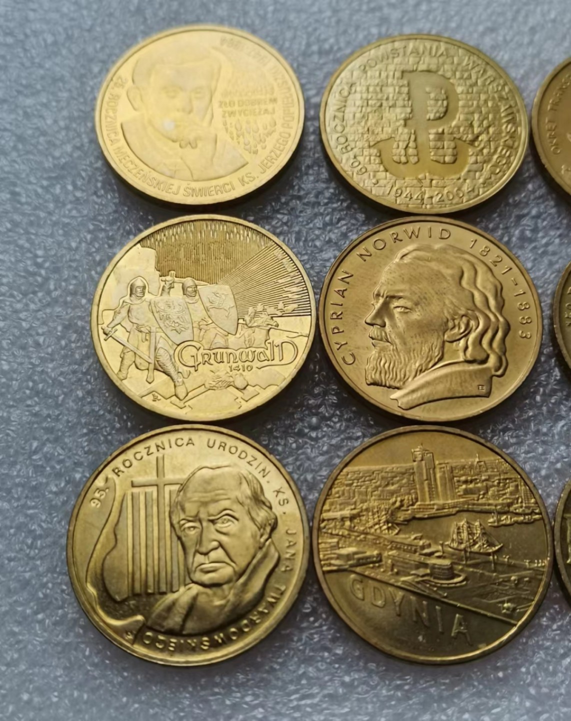 瓶子🏺第60期拍卖会 波兰2010-2013年纪念币15枚