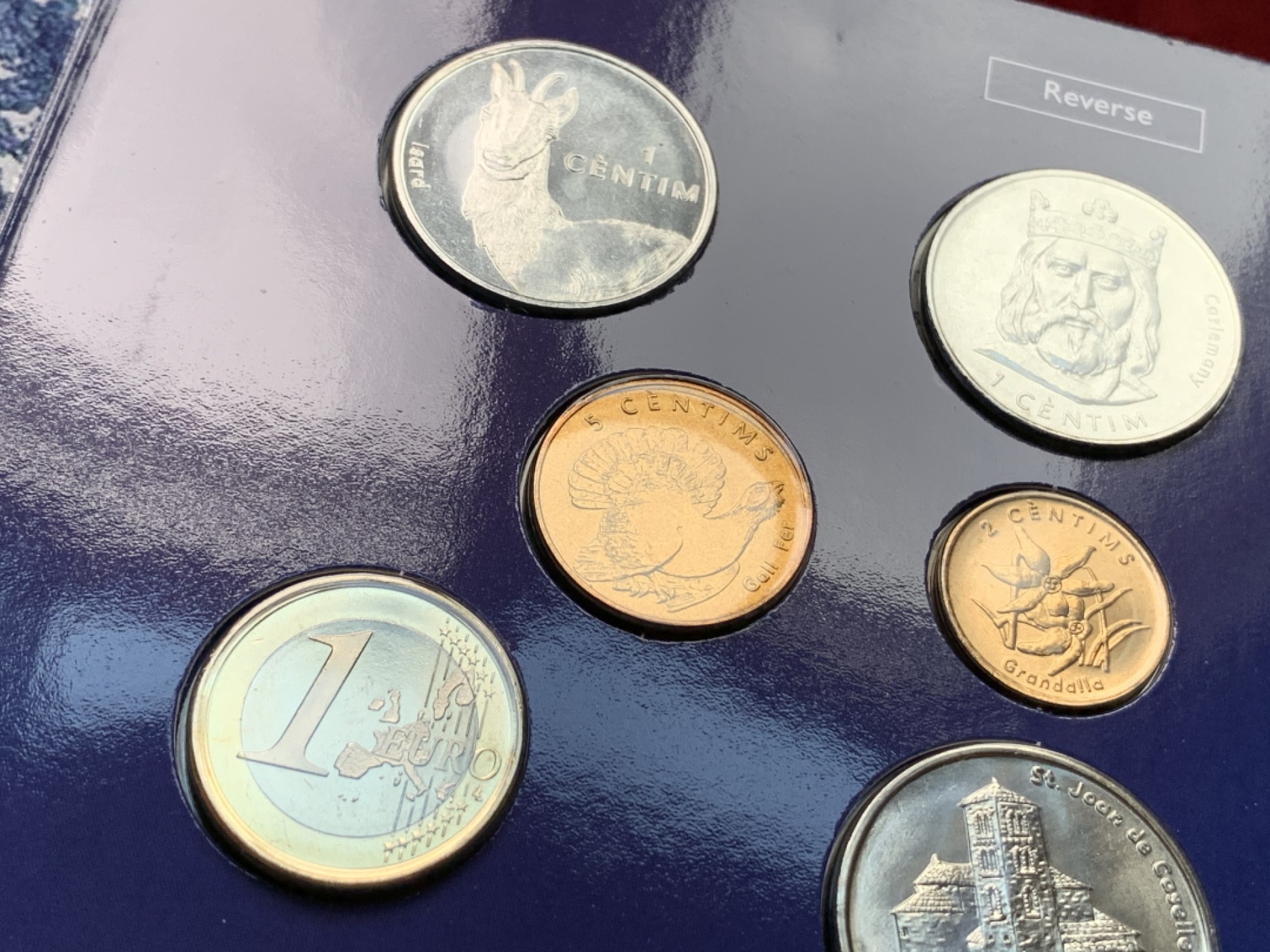 《竞宝斋》第102场-本周四 套币裸币专场（全场不限金额包邮） 卡装安道尔 九枚一组 封装套币 带西班牙和法国1欧元各一枚